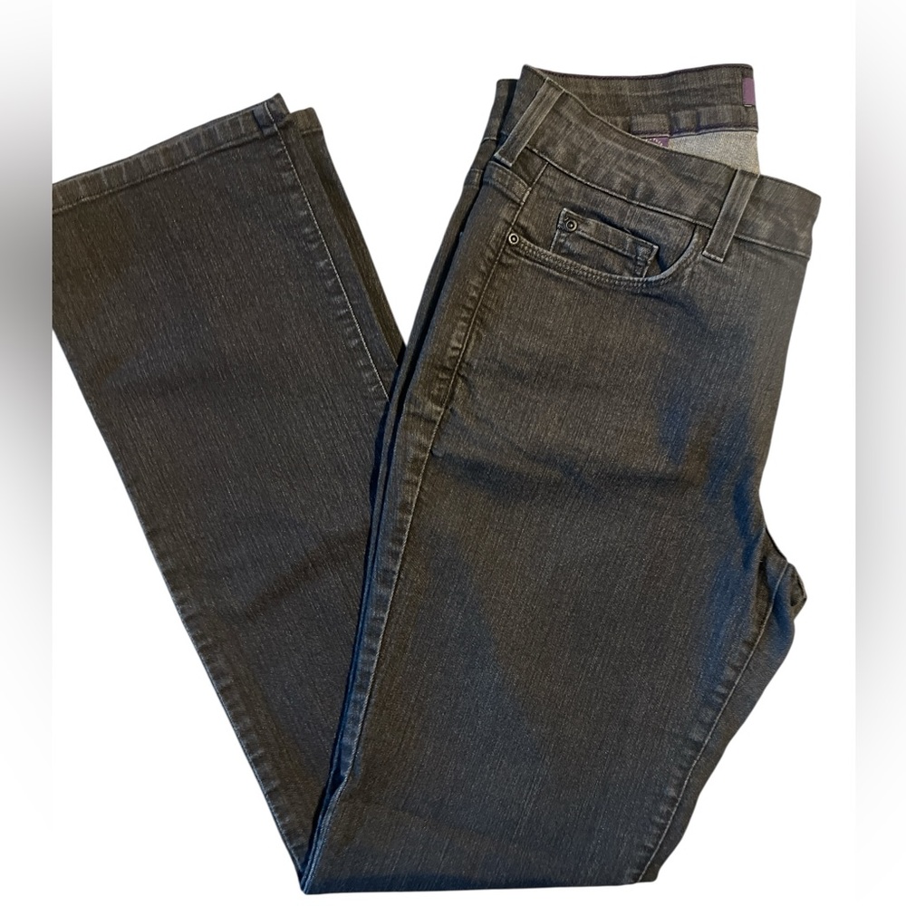 NYDJ Black Straight Leg Jean Size 8 Good PreLoved Condition